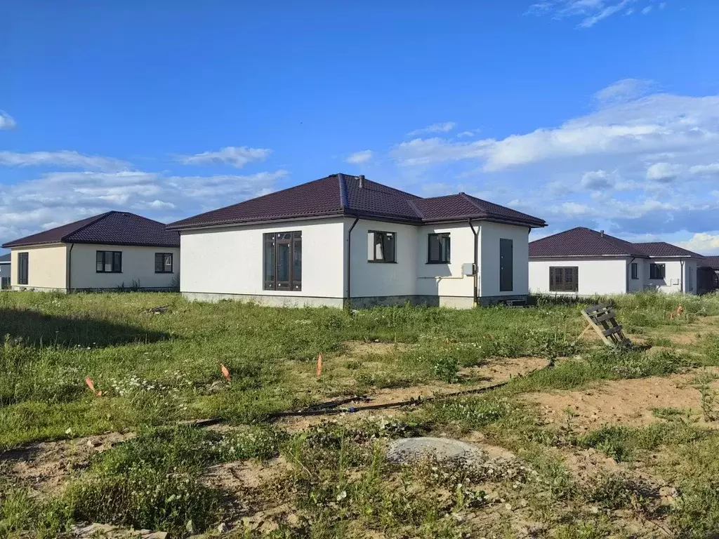 Дом в Калужская область, Ферзиковский район, Грабцево с/пос, с. ... - Фото 1