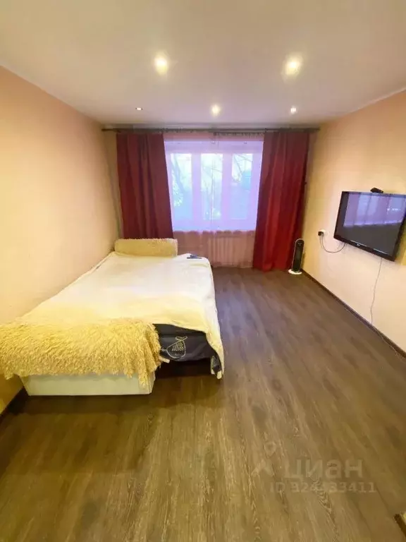 1-к кв. Мурманская область, Мурманск Октябрьская ул., 42 (33.7 м) - Фото 1