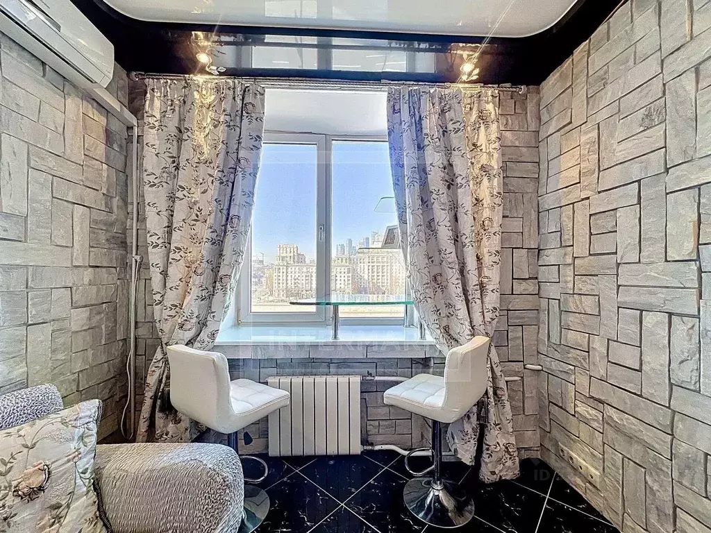 3-к кв. Москва Смоленская ул., 10 (70.0 м) - Фото 1