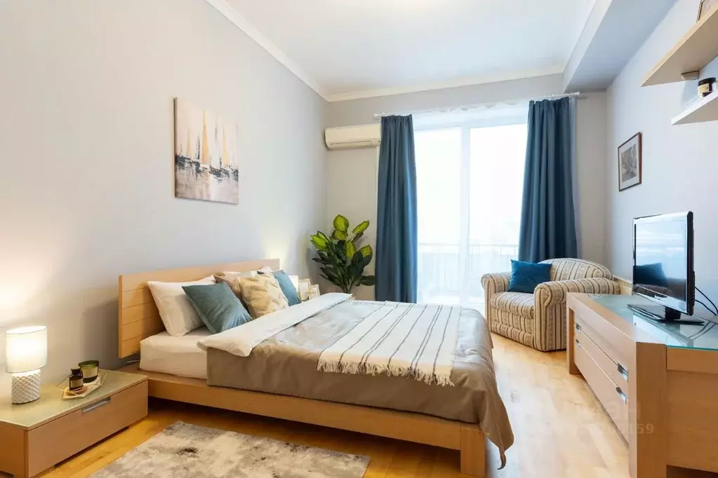 3-к кв. Москва Большая Бронная ул., 7 (69.8 м) - Фото 1