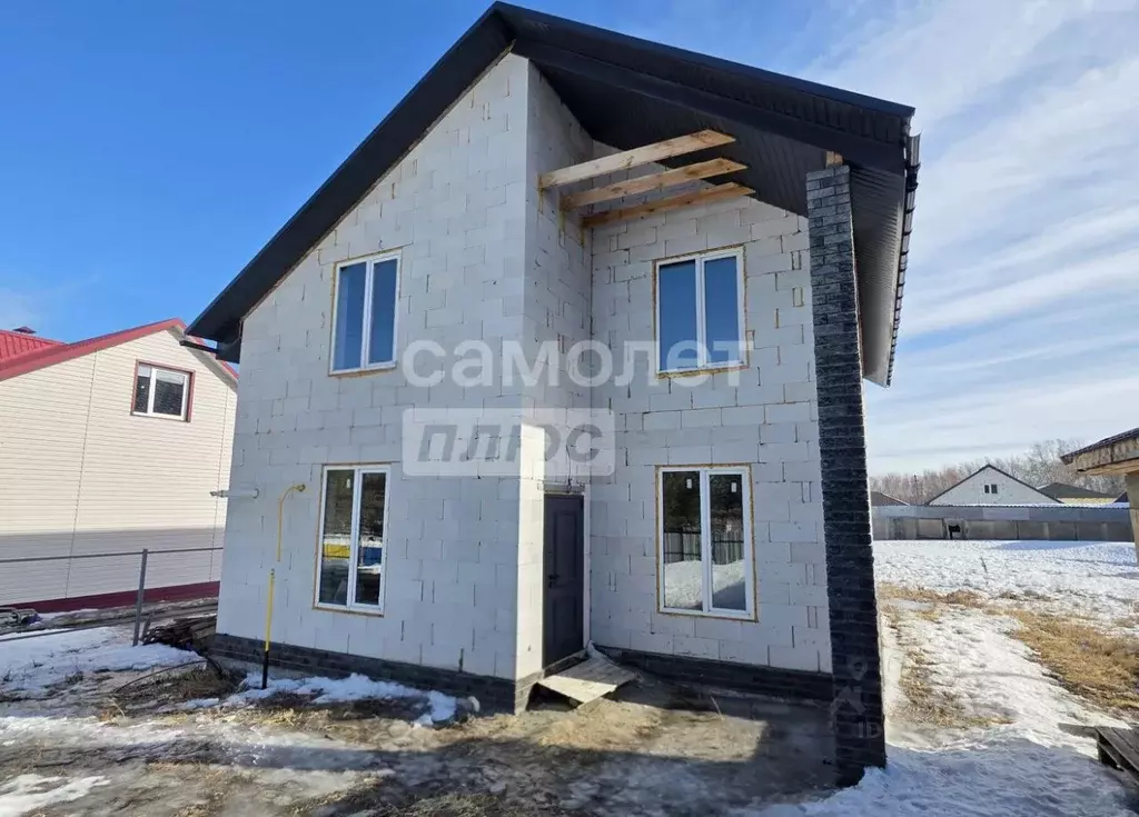 Дом в Алтайский край, Барнаул городской округ, пос. Бельмесево  (135 ... - Фото 1