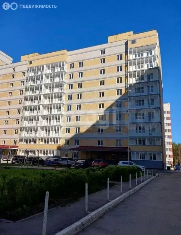 3-комнатная квартира: Пермь, Переселенческая улица, 100 (79.3 м) - Фото 1