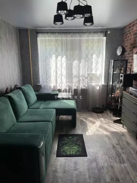 1-к кв. Омская область, Омск Крутая Горка мкр, ул. Силина, 11 (30.0 м) - Фото 0