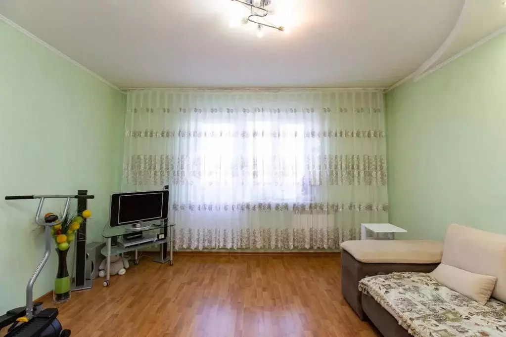 3-к кв. Красноярский край, Красноярск имени газеты Красноярский ... - Фото 0