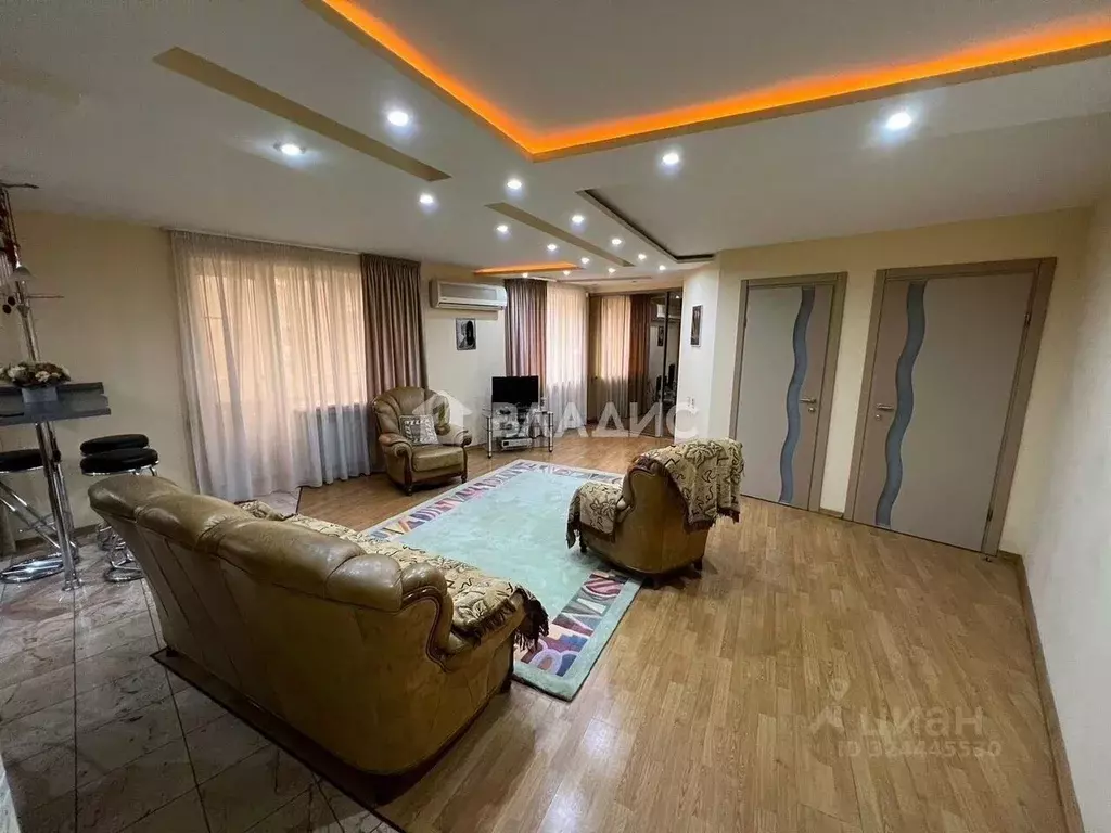 2-к кв. Ростовская область, Ростов-на-Дону ул. Шеболдаева, 4к4 (70.4 ... - Фото 1