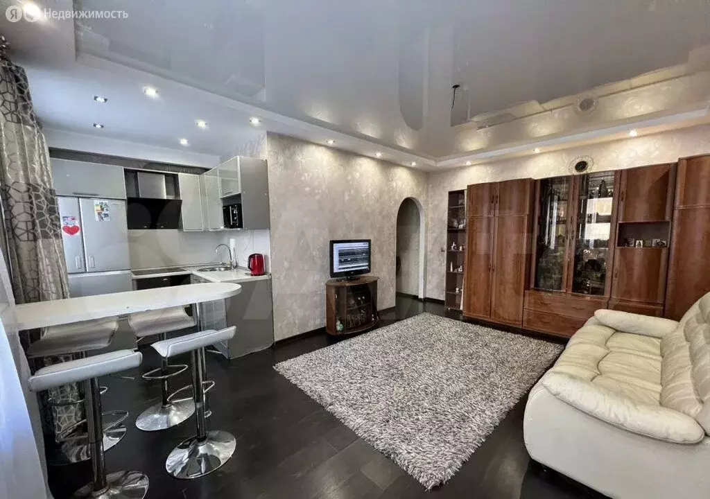 3-комнатная квартира: Иркутск, Красноказачья улица, 8А (62 м) - Фото 1