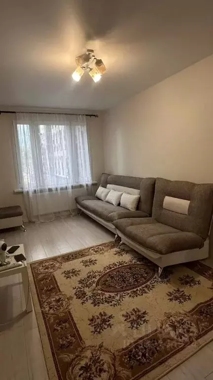 1-к кв. Татарстан, Казань ул. Александра Курынова, 5к2 (35.0 м) - Фото 2
