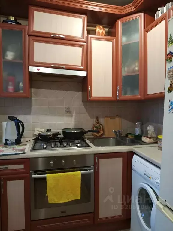 2-к кв. Брянская область, Брянск Красноармейская ул., 172 (50.0 м) - Фото 1