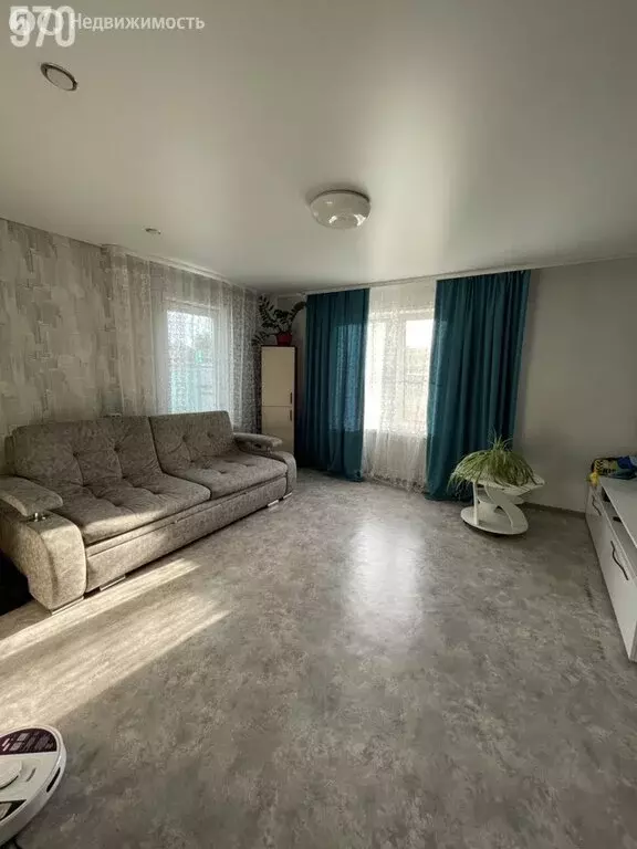 Дом в Усть-Абакан, улица Калинина, 17 (69.7 м) - Фото 1