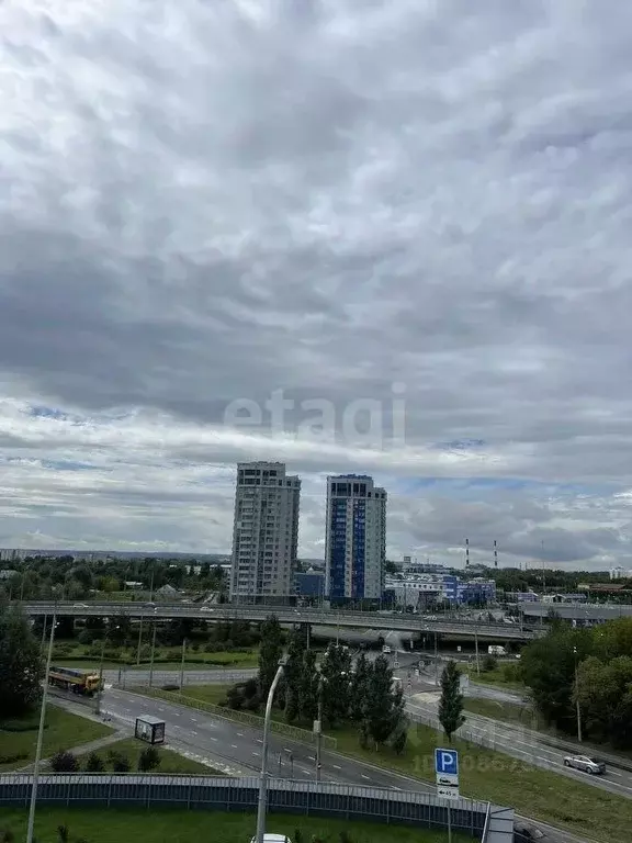 2-к кв. Татарстан, Казань ул. Карбышева, 12а (71.1 м) - Фото 0