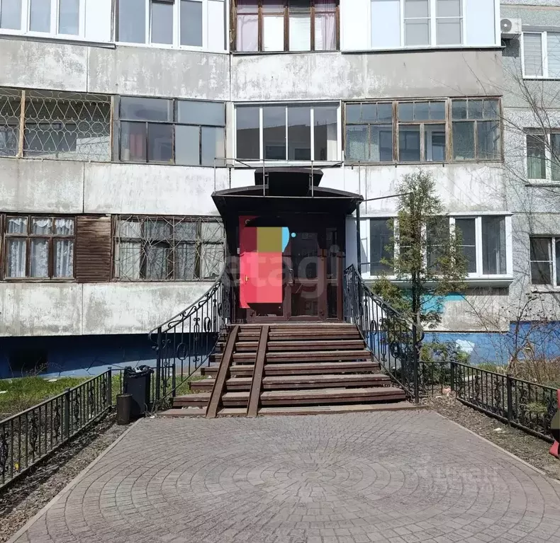 Помещение свободного назначения в Омская область, Омск просп. ... - Фото 1