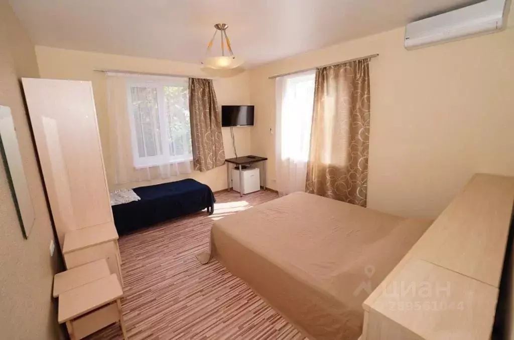 Дом в Краснодарский край, Сочи ул. Декабристов, 25А (100 м) - Фото 0