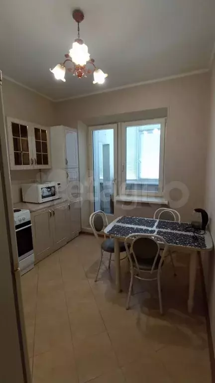 3-к. квартира, 87 м, 4/9 эт. - Фото 0