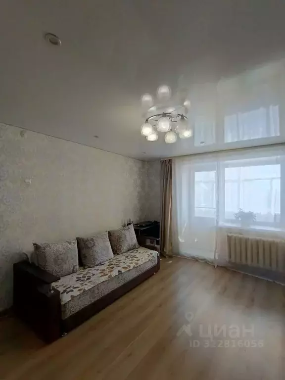 2-к кв. Башкортостан, с. Кармаскалы ул. Мира, 1 (48.7 м) - Фото 1