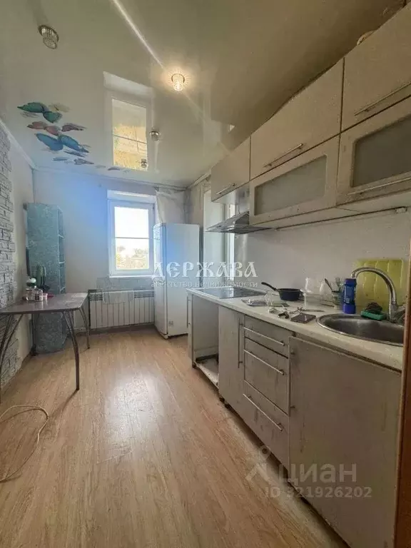 2-к кв. Белгородская область, Старый Оскол пер. Мира, 16 (53.0 м) - Фото 1