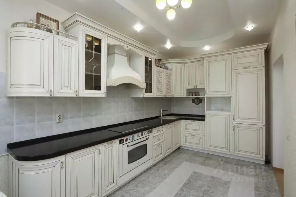 4-к кв. Иркутская область, Иркутск Байкальская ул., 248 (123.4 м) - Фото 1