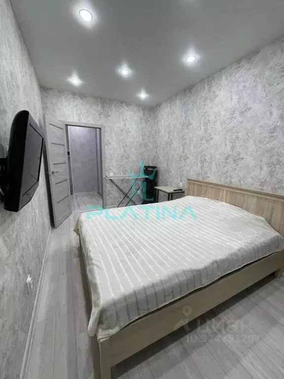 1-к кв. Татарстан, Казань ул. Братьев Касимовых, 35 (36.0 м) - Фото 2