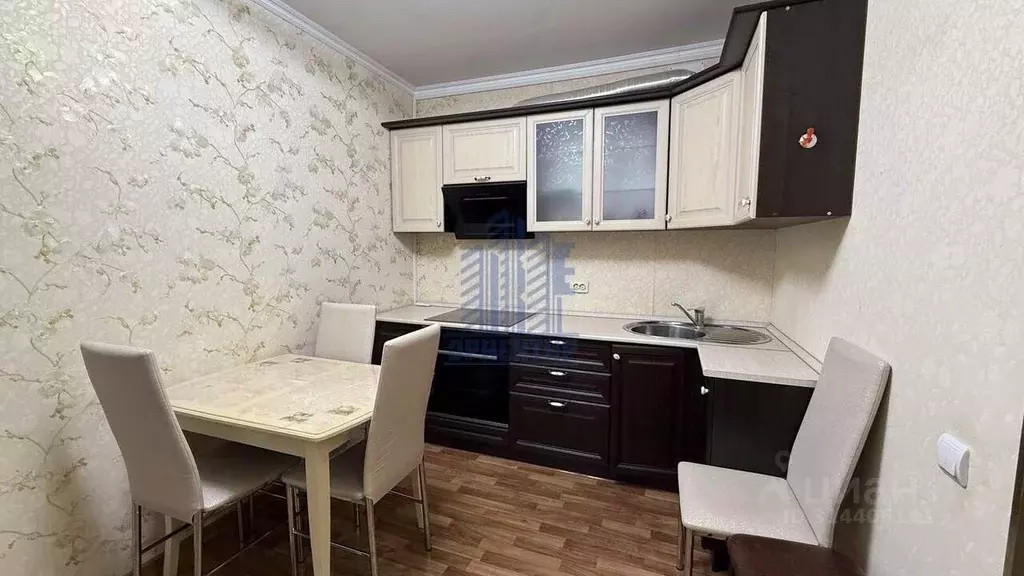 1-к кв. Чувашия, Чебоксары ул. Академика Королева, 5 (37.6 м) - Фото 1