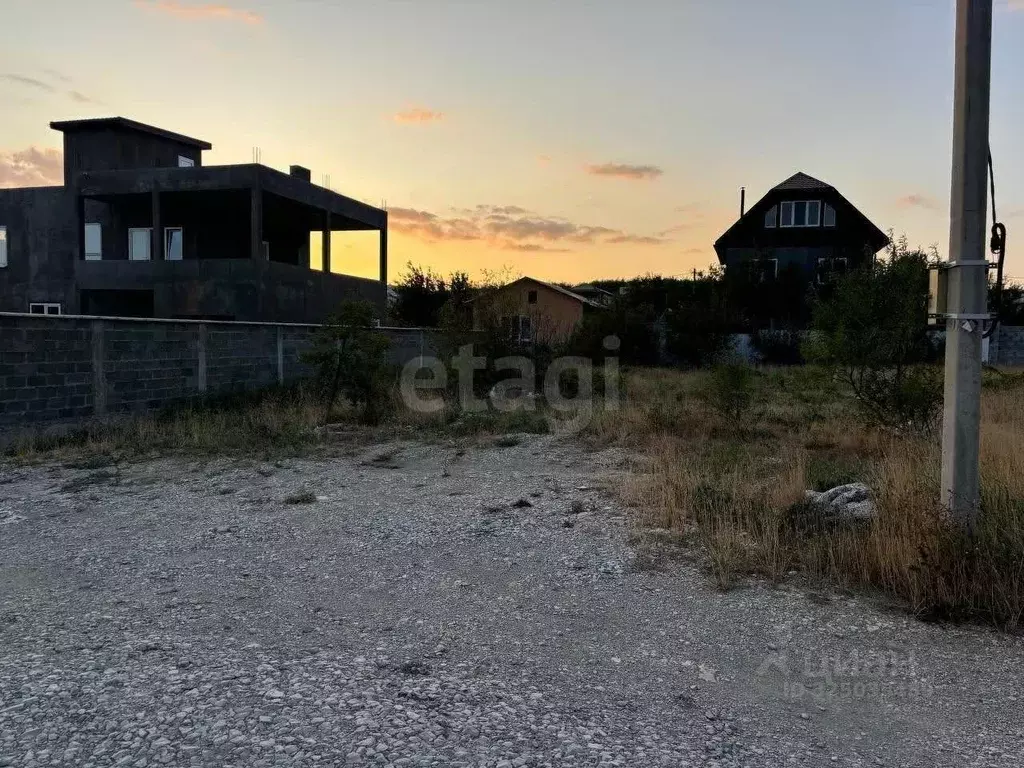 Участок в Краснодарский край, Геленджик Персиковый сад мкр,  (4.0 ... - Фото 1