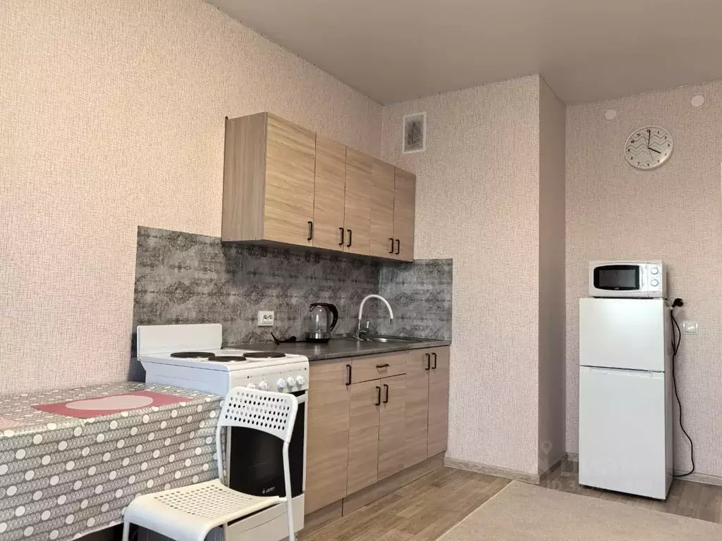 Студия Новосибирская область, Новосибирск ул. Петухова, 162 (28.0 м) - Фото 1