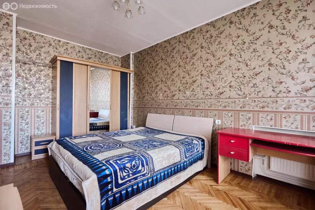 3-комнатная квартира: Мурманск, улица Воровского, 20 (69.5 м) - Фото 1