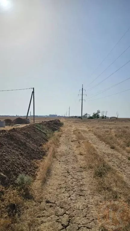 Участок в Крым, Сакский район, Штормовское с/пос, с. Поповка  (6.0 ... - Фото 1