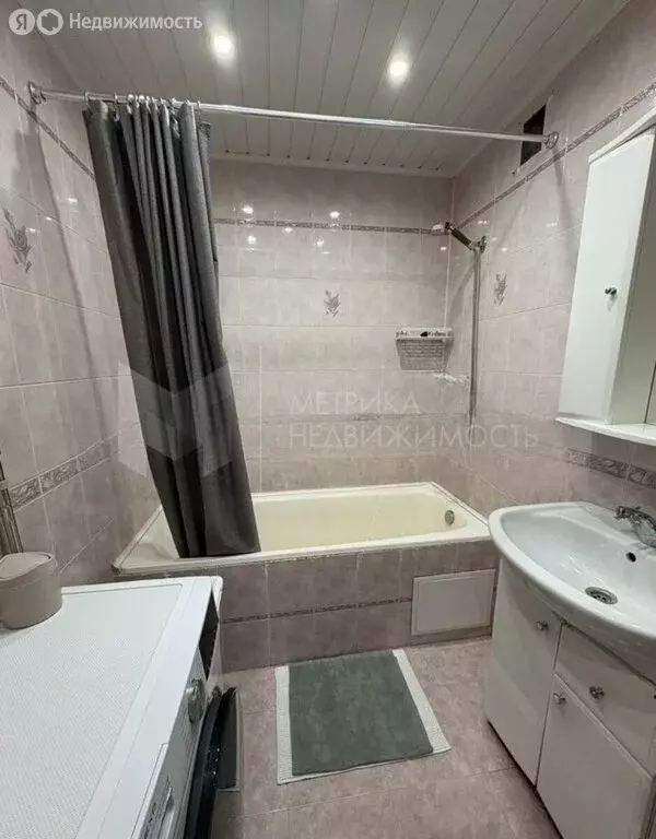 1-комнатная квартира: Тюмень, улица Пермякова, 71к1 (44.9 м) - Фото 0