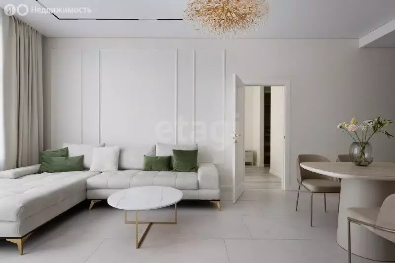 2-комнатная квартира: Калининград, улица Молодой Гвардии, 34 (85.5 м) - Фото 1