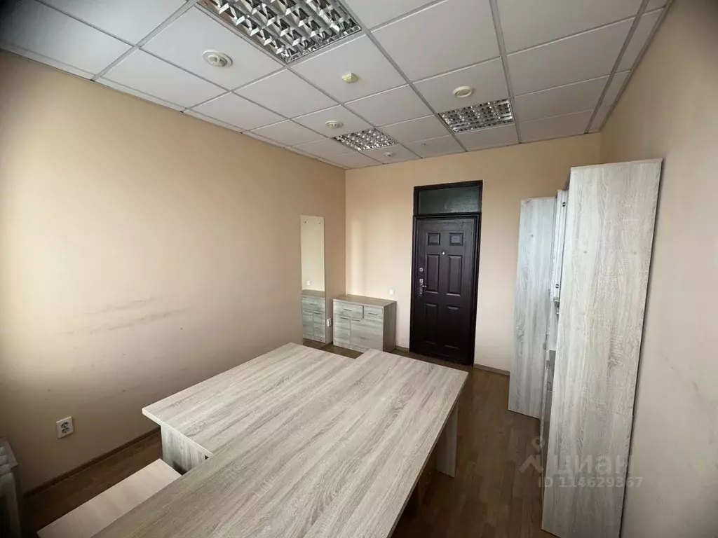 Офис в Тюменская область, Тюмень ул. 50 лет ВЛКСМ, 51 (13 м) - Фото 1