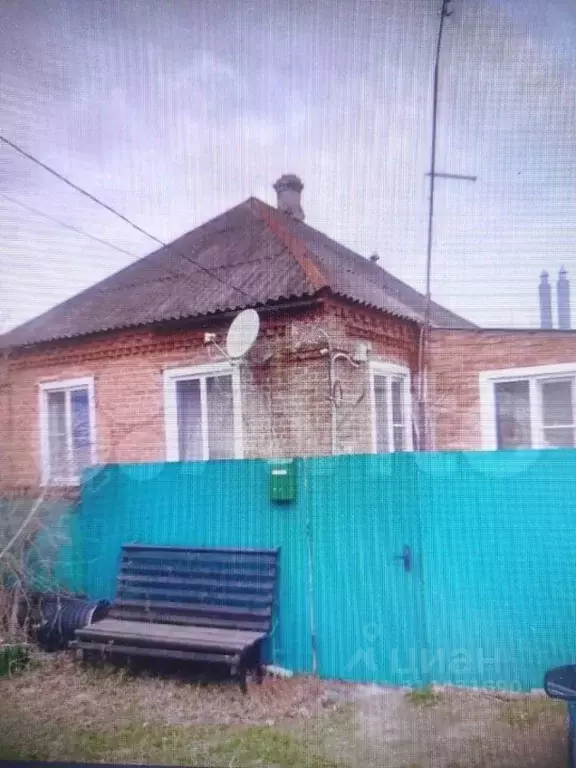 Дом в Краснодарский край, Кореновск ул. Суворова, 28 (110 м) - Фото 0