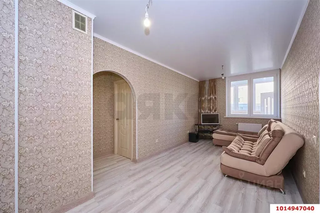 3-к кв. Краснодарский край, Краснодар ул. Красных Партизан (62.25 м) - Фото 1