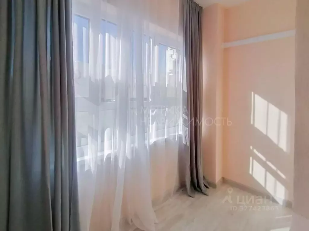 1-к кв. Тюменская область, Тюмень ул. Краснооктябрьская, 14к3 (38.7 м) - Фото 1