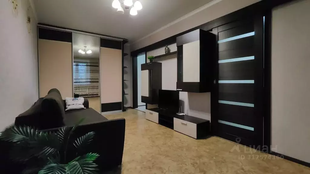 1-к кв. Челябинская область, Миасс просп. Макеева, 79 (33.0 м) - Фото 0