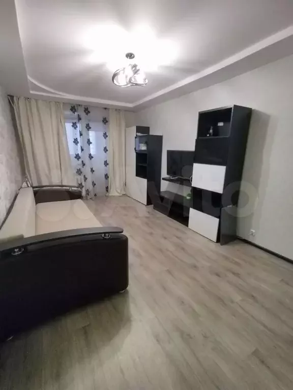 1-к. квартира, 38 м, 1/12 эт. - Фото 0