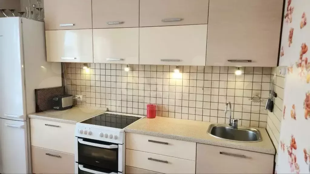 2-к. квартира, 39 м, 7/9 эт. - Фото 0