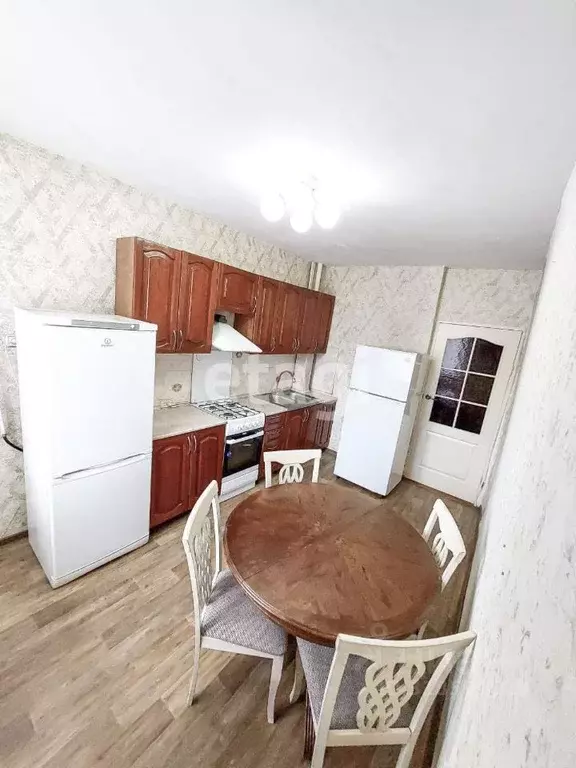 3-к кв. Иркутская область, Ангарск 10-й мкр, 42 (63.4 м) - Фото 0