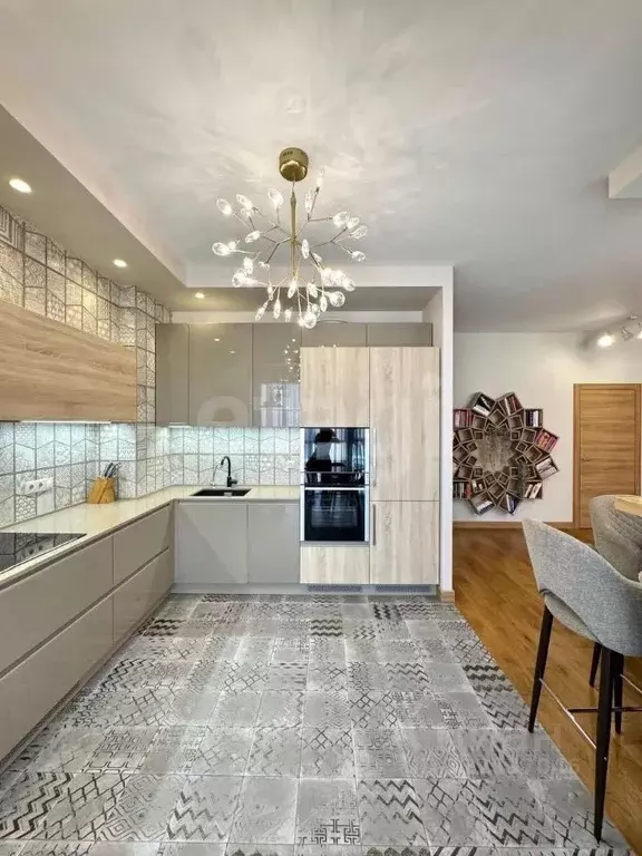 4-к кв. Татарстан, Казань ул. Некрасова, 28 (101.0 м) - Фото 1