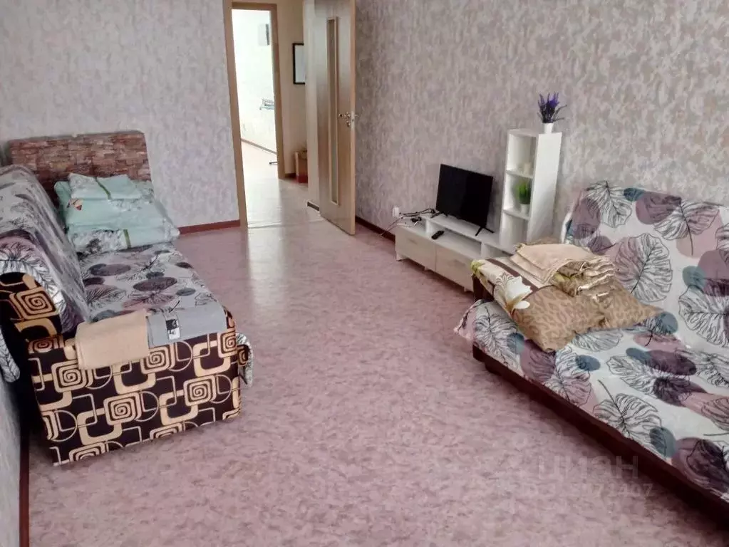 2-к кв. Вологодская область, Вытегра ул. Академика Бараева, 8 (45.0 м) - Фото 0