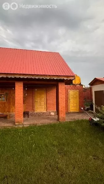 Дом в село Чернолесовский, Мирная улица, 3 (425 м) - Фото 0