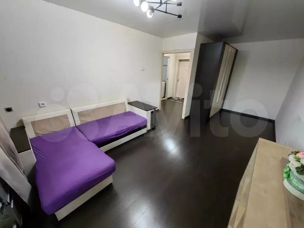 1-к. квартира, 37 м, 4/9 эт. - Фото 0