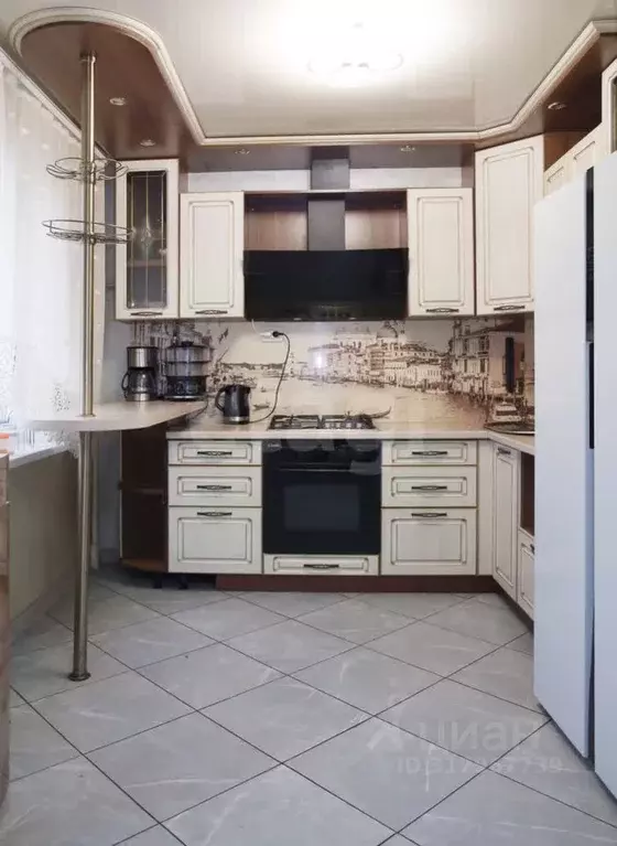 5-к кв. Ярославская область, Ярославль просп. Фрунзе, 63 (111.5 м) - Фото 1