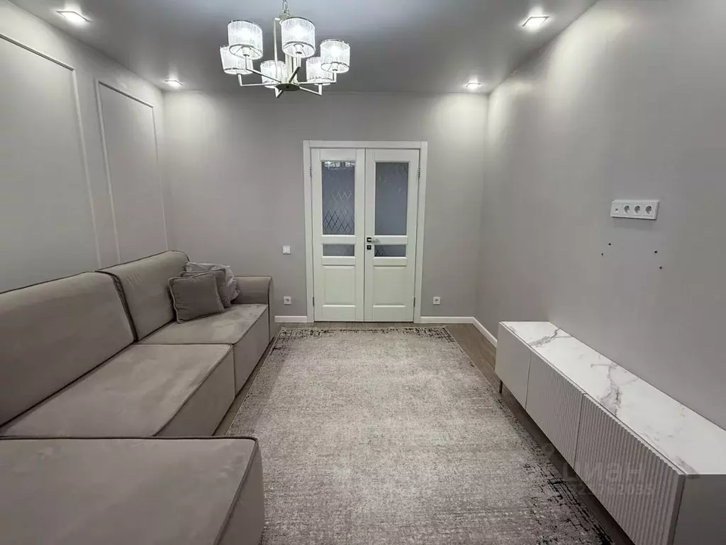 2-к кв. Волгоградская область, Волгоград ул. 8-й Воздушной Армии, 16 ... - Фото 1