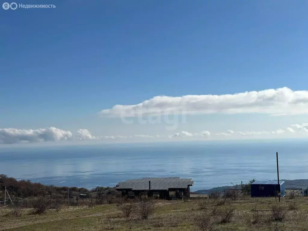 Участок в Республика Крым, муниципальный округ Алушта, село Лучистое ... - Фото 2