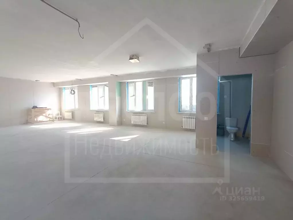 Помещение свободного назначения в Омская область, Омск бул. ... - Фото 2