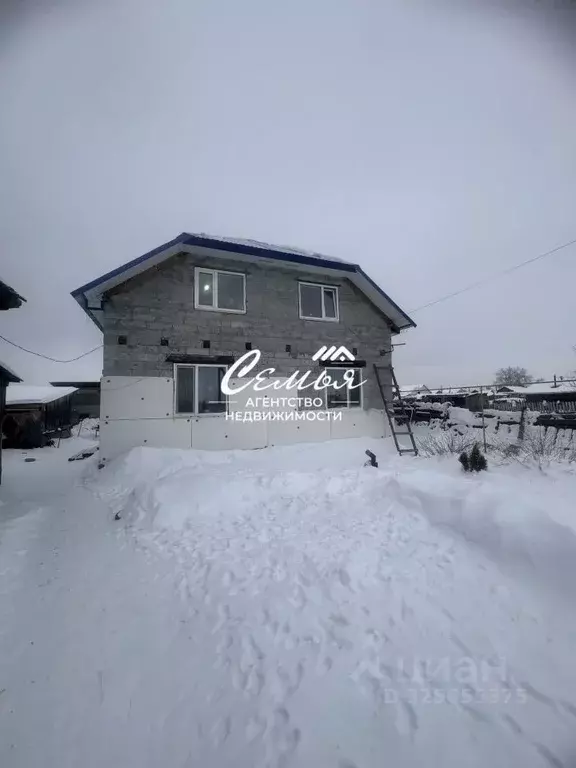 Дом в Тюменская область, Заводоуковский муниципальный округ, с. Гилево ... - Фото 1