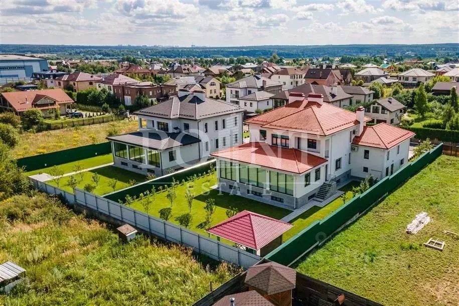Коттедж в Московская область, Красногорск городской округ, с. ... - Фото 1