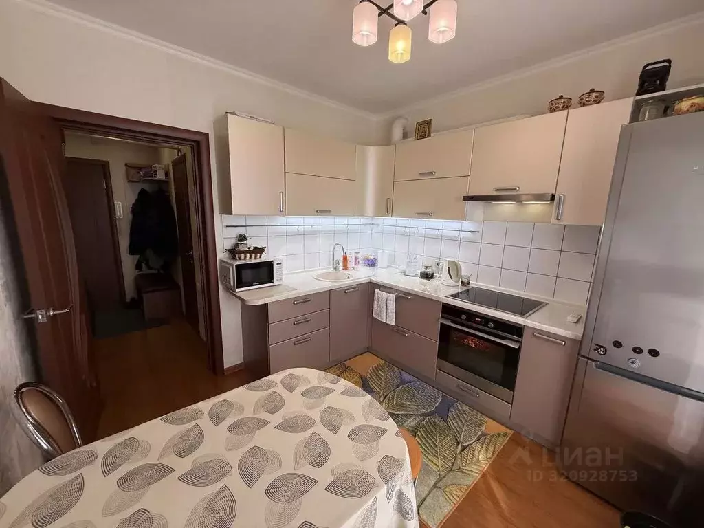 2-к кв. Коми, Ухта Тиманская ул., 1 (49.6 м) - Фото 0