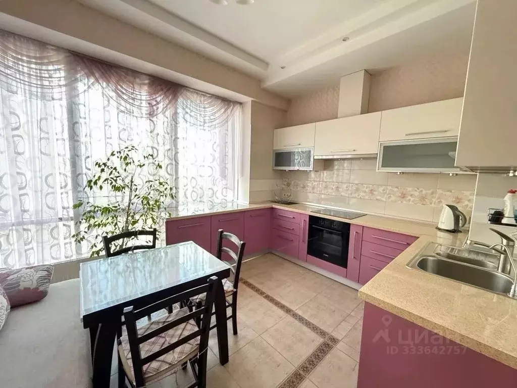 2-к кв. Крым, Симферополь ул. Беспалова, 110В (60.0 м) - Фото 2