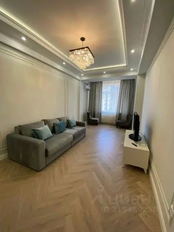 2-к кв. Дагестан, Каспийск ул. Ленина, 39А (68.0 м) - Фото 0