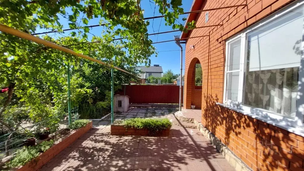 Дом в Краснодарский край, Темрюк ул. Коммунаров, 17/1 (83 м) - Фото 2